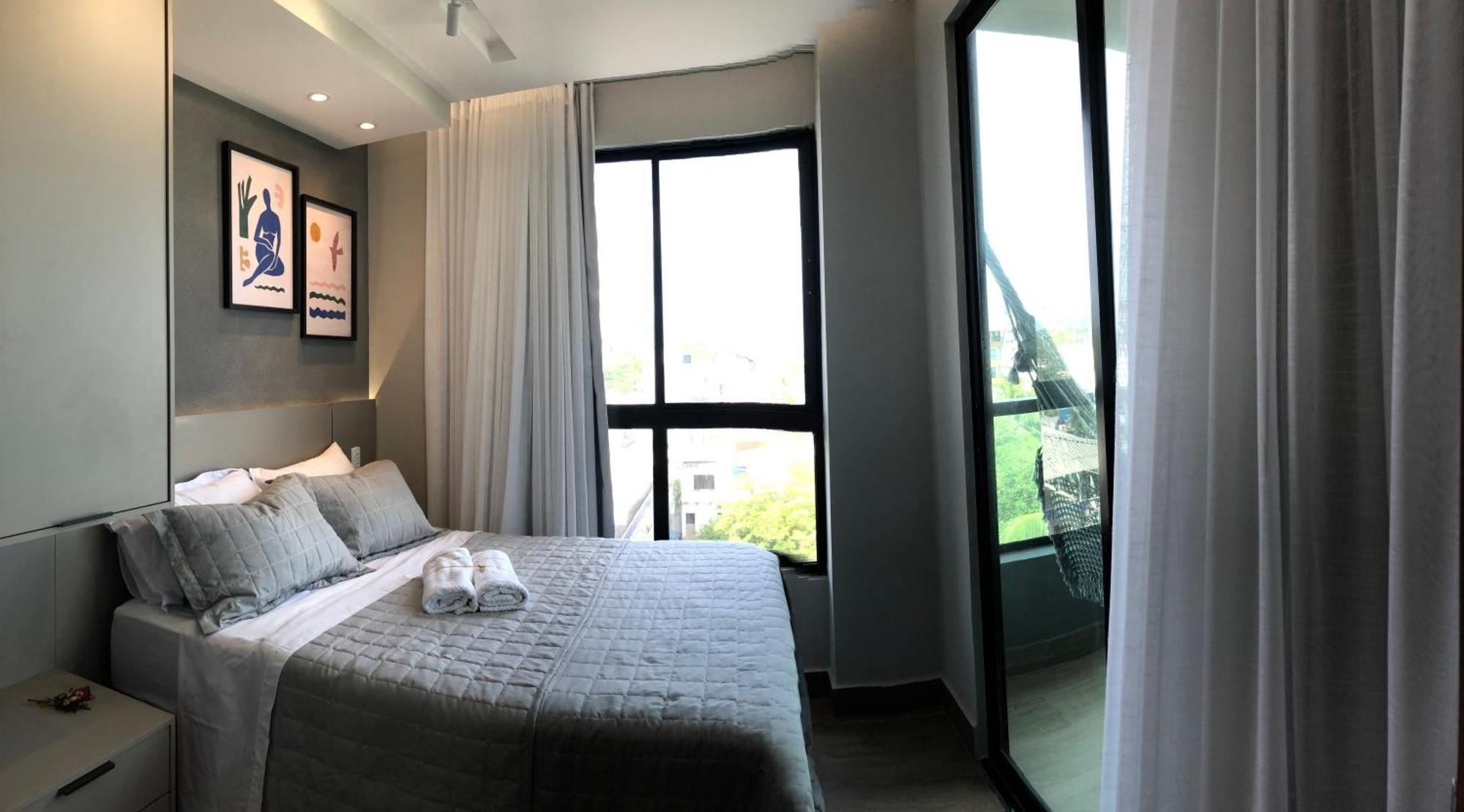Apartamento com Varanda